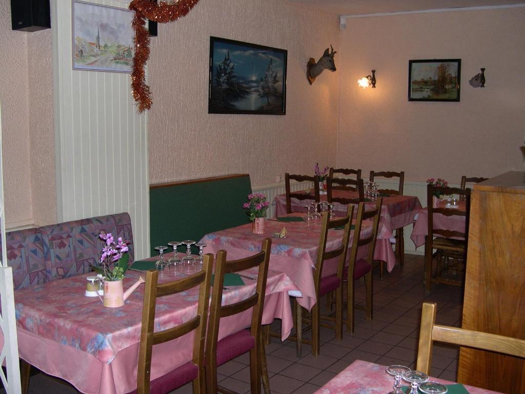 Hotel Restaurant De La Poste A Gerardmer מראה חיצוני תמונה